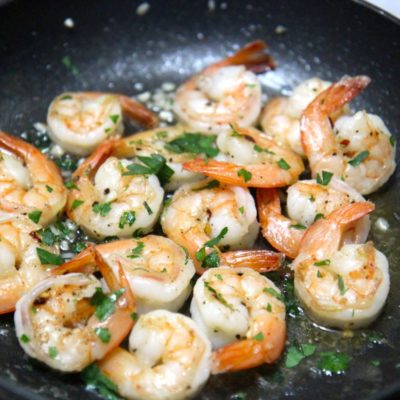 Easy Garlic Shrimp Recipe (Video Recipe)