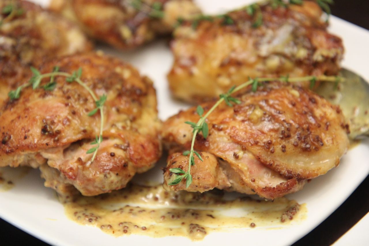 This honey mustard glazed chicken is a super simple recipe with a ton of flavor