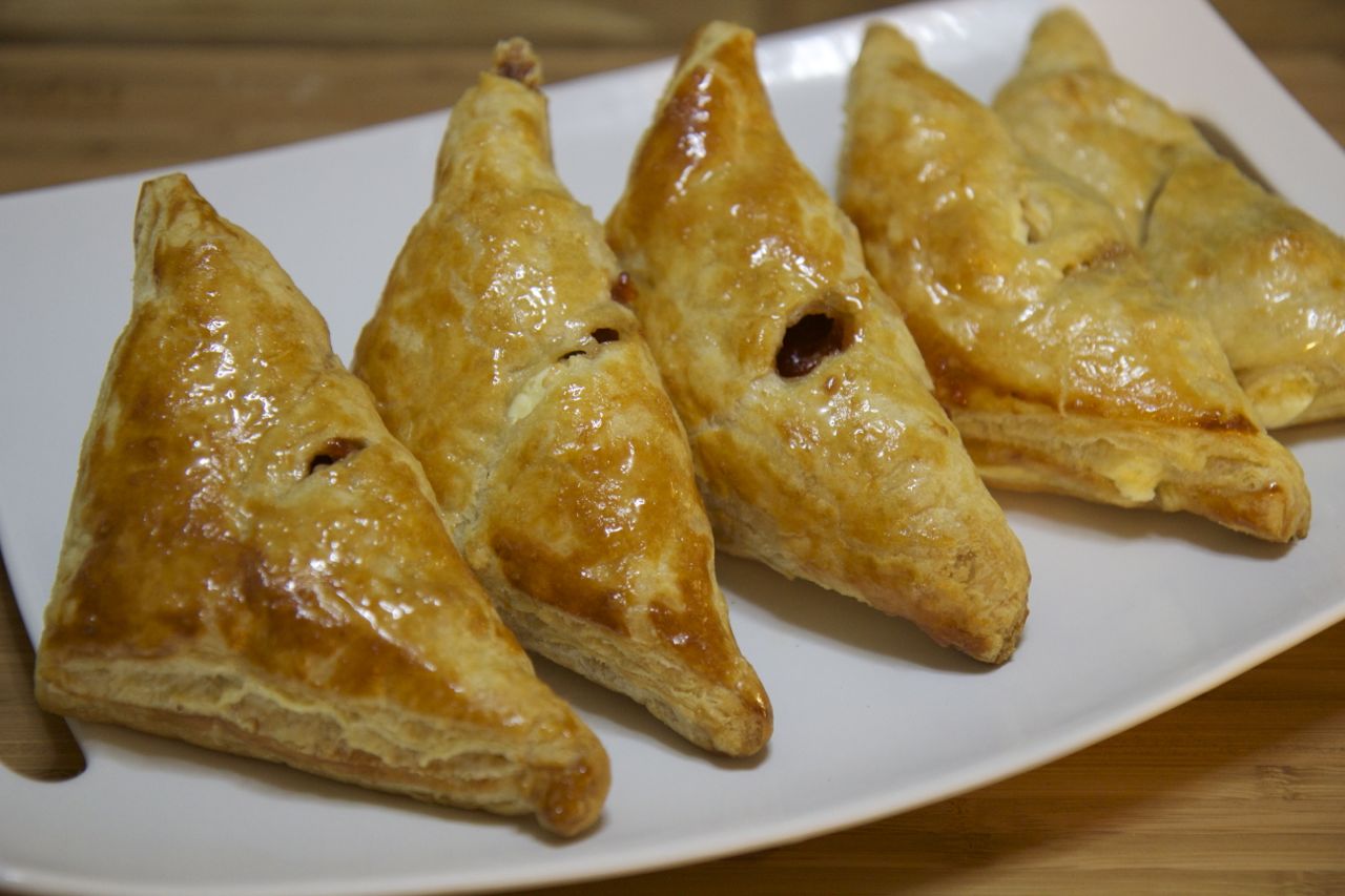 Cheese and guava pastries that are perfect for breakfast for dessert!