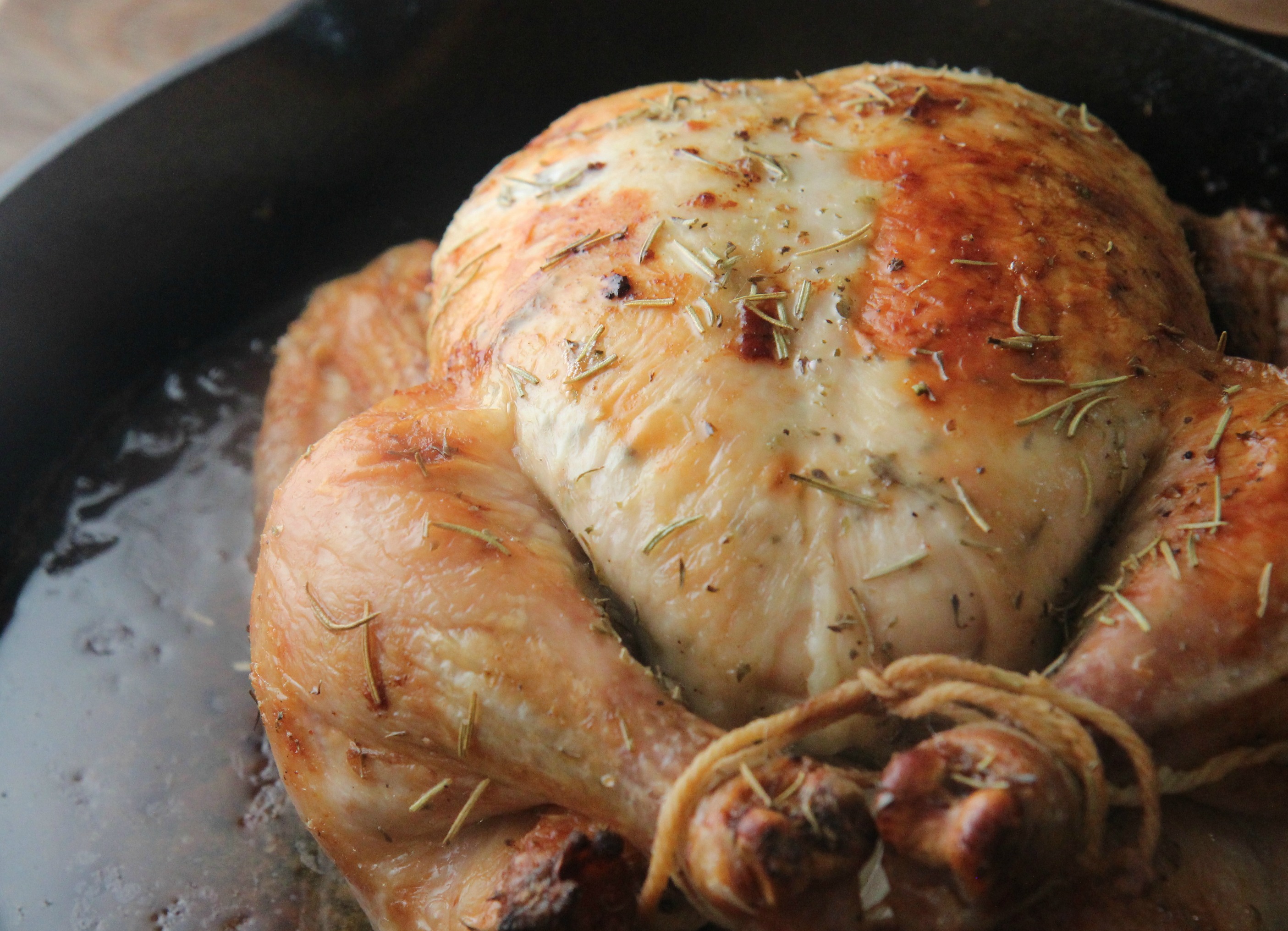 This juicy roasted chicken recipe leaves the skin crispy and flavor with moist and juicy, perfectly cooked meat