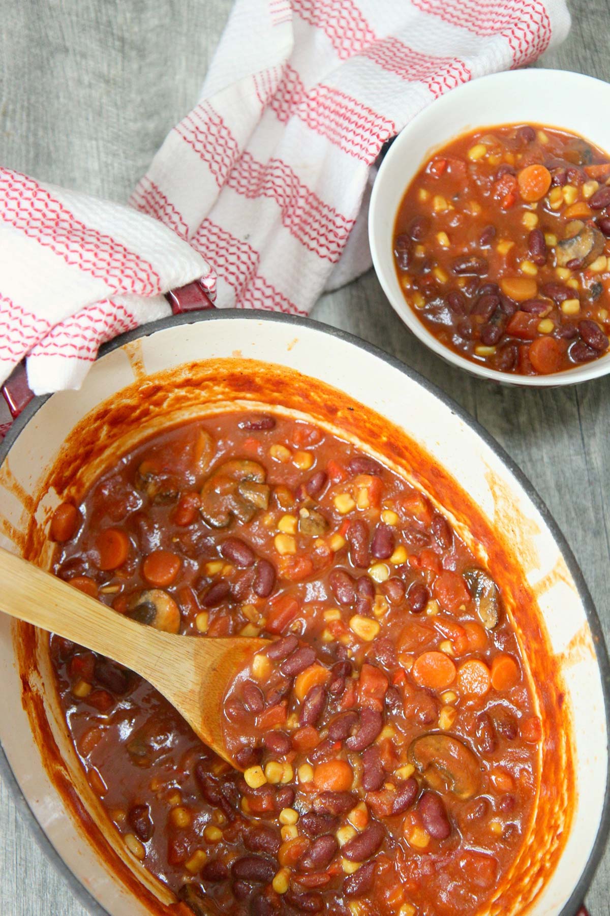 vegetarian chili in a dutch oven and a small bowl on the side 
