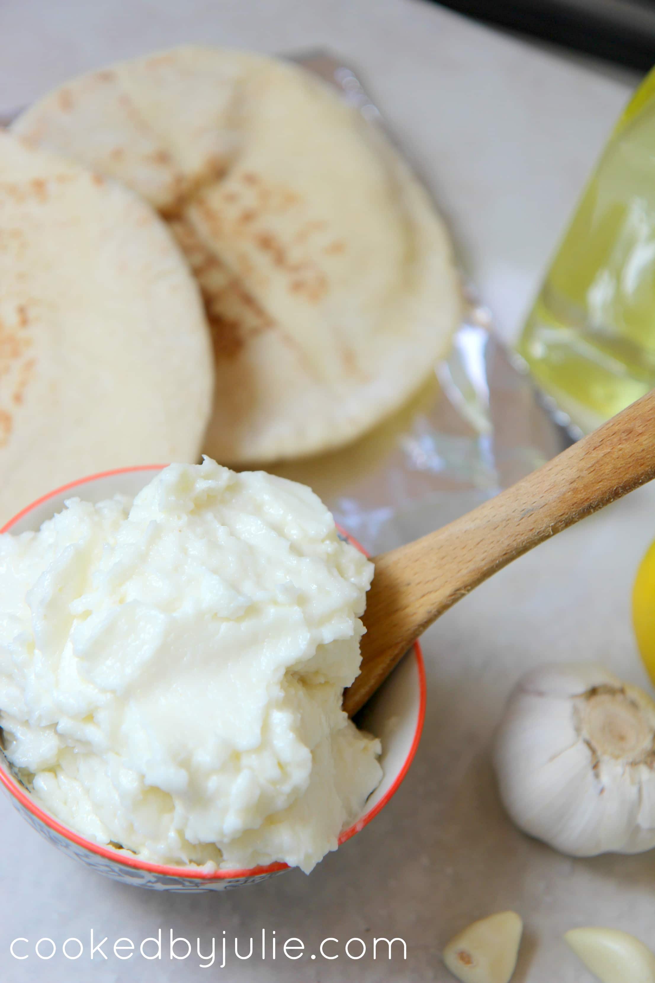 Easy 5-Minute Lebanese Garlic Sauce