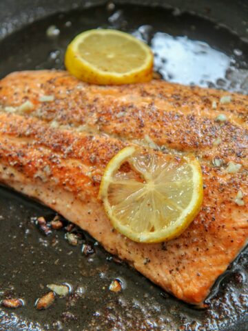 seared salmon with lemon