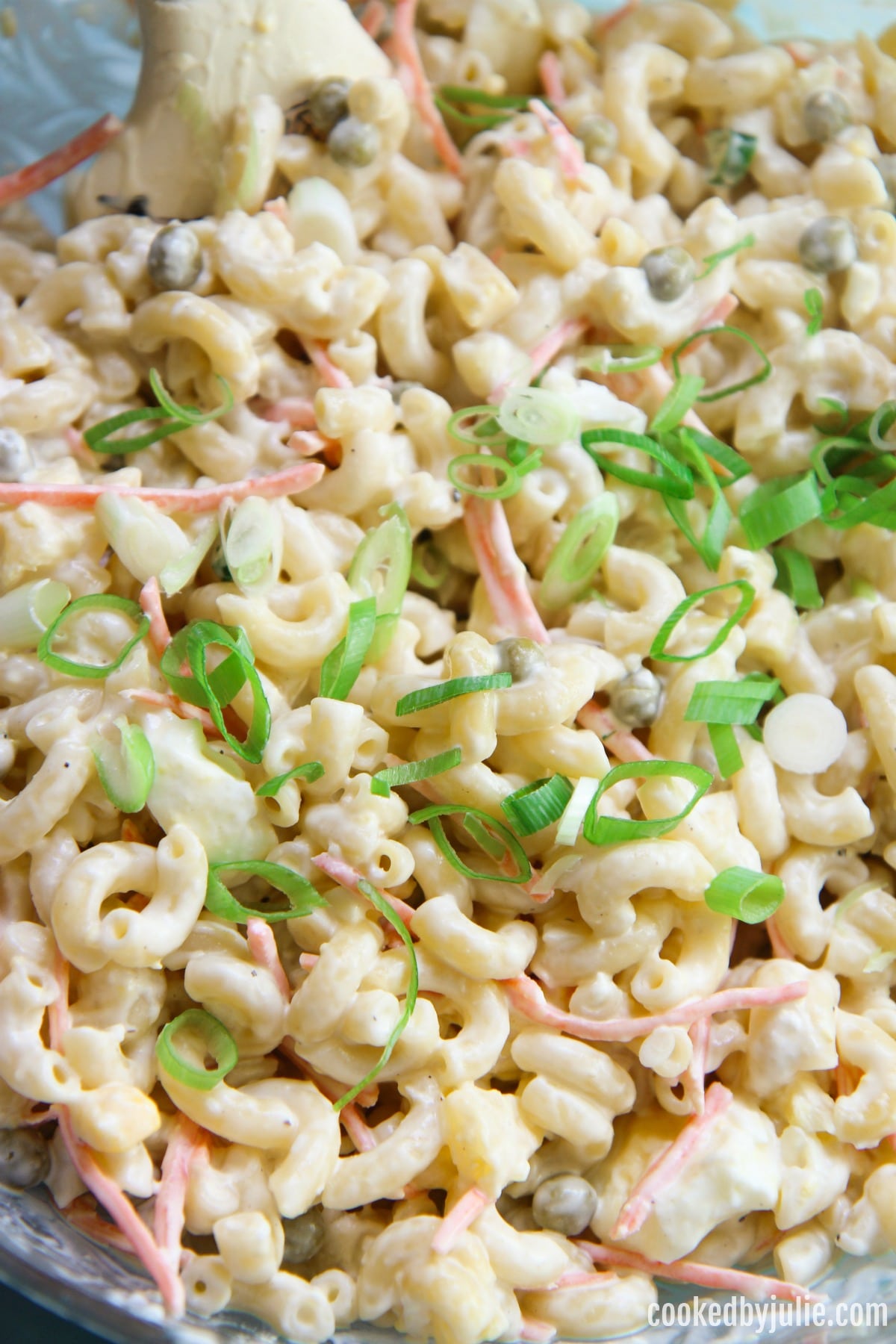 Hawaiian Macaroni Salad Up Close with scallions on top 