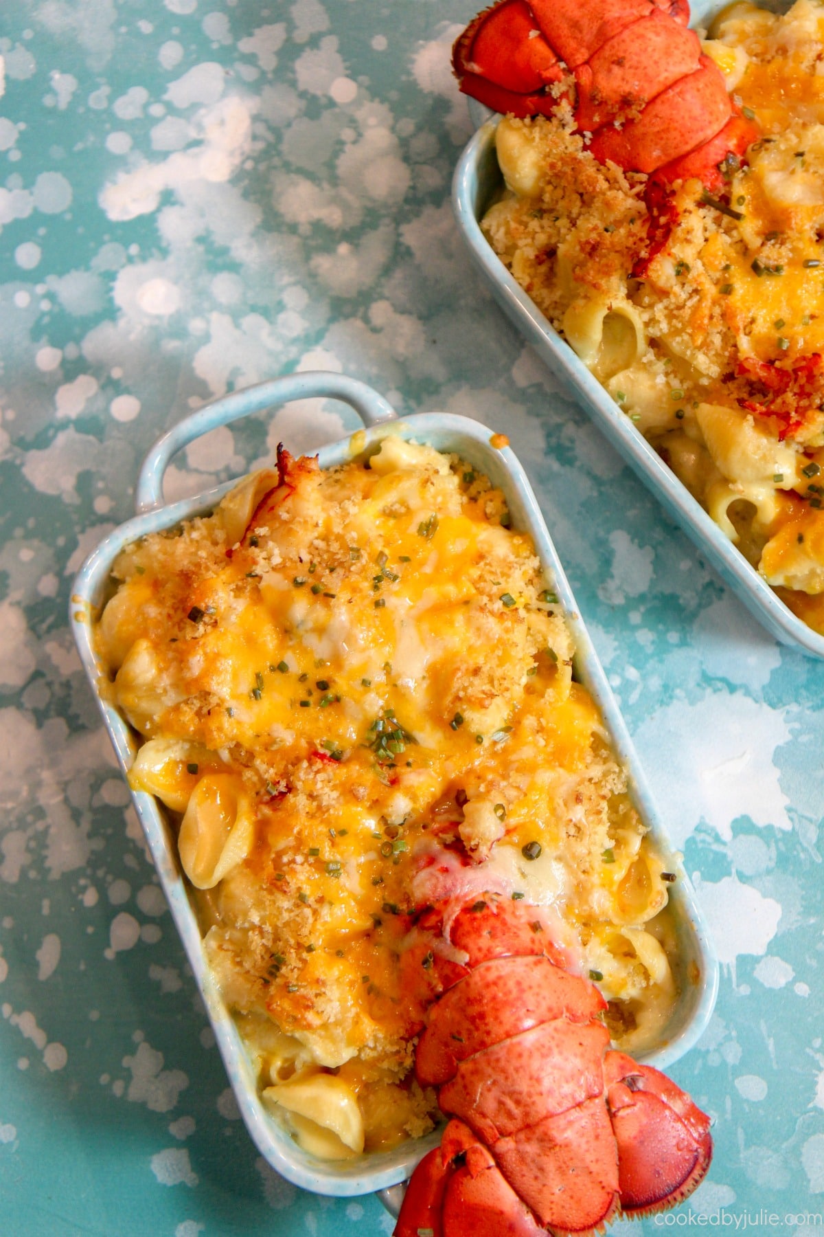 Creamy lobster mac and cheese 