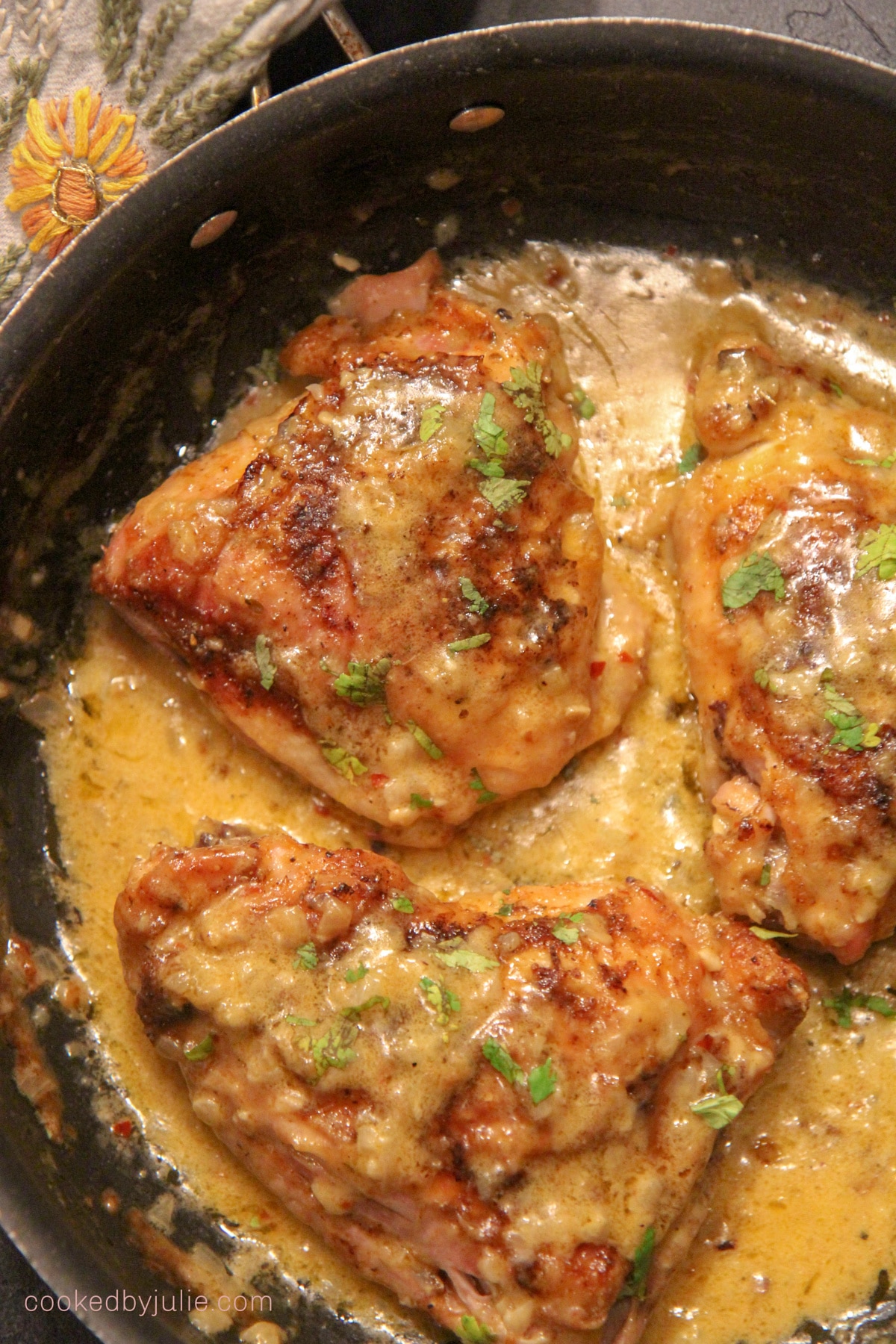 Creamy Smothered Chicken Thighs Cooked by Julie + video