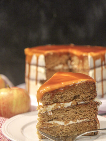 salted caramel apple cake slice