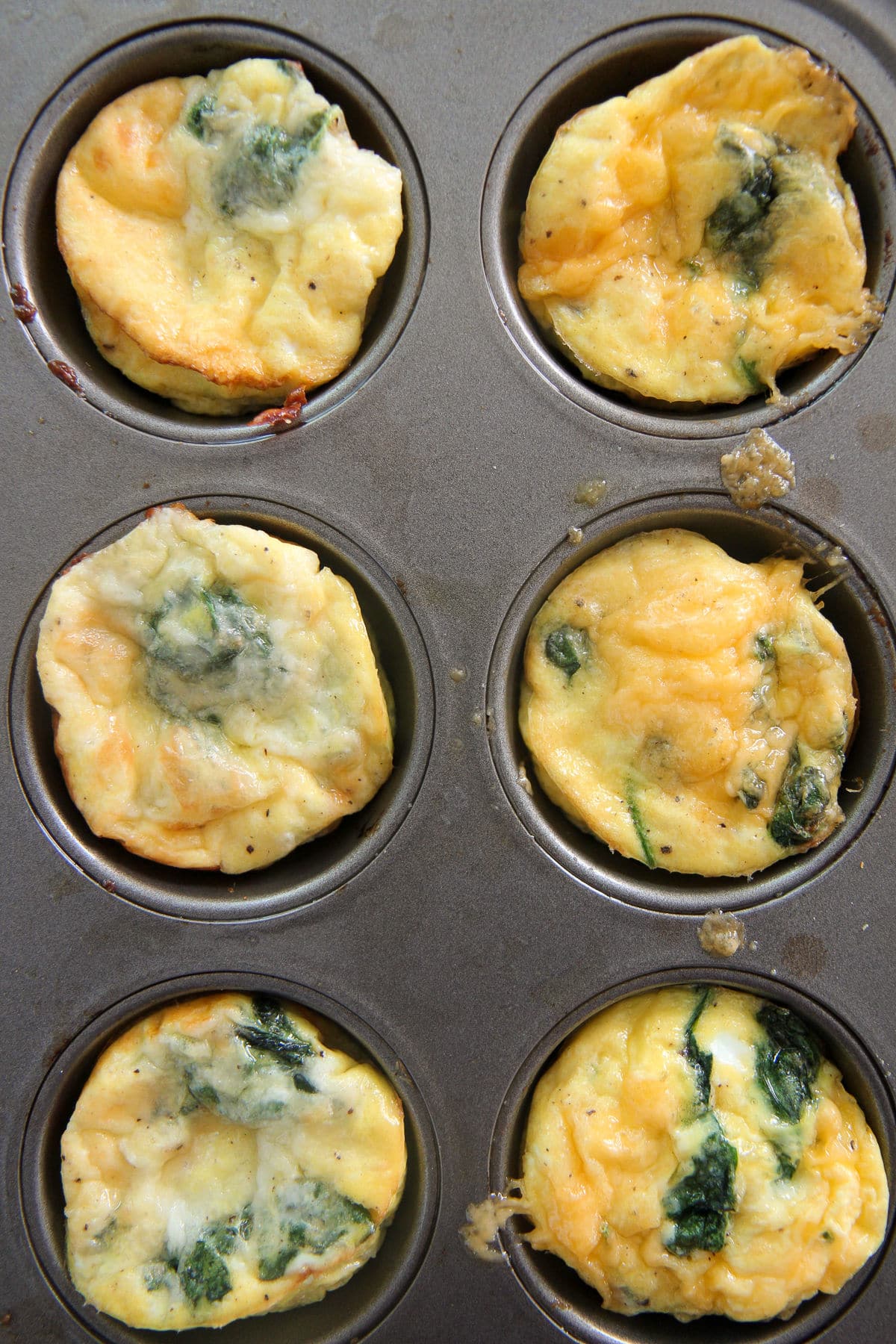 6 egg muffins in a muffin tin 