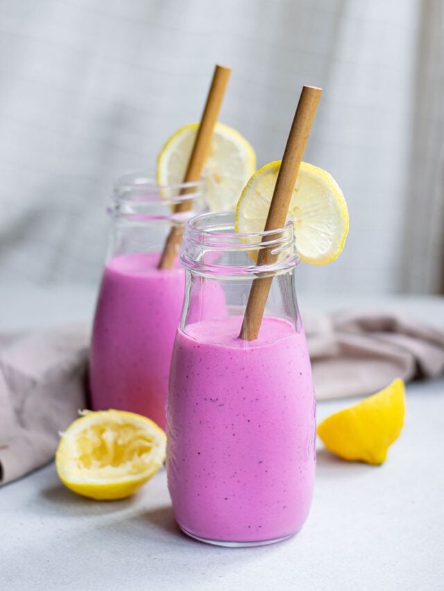 Pink Dragon Fruit Lemon Smoothie Cooked by Julie