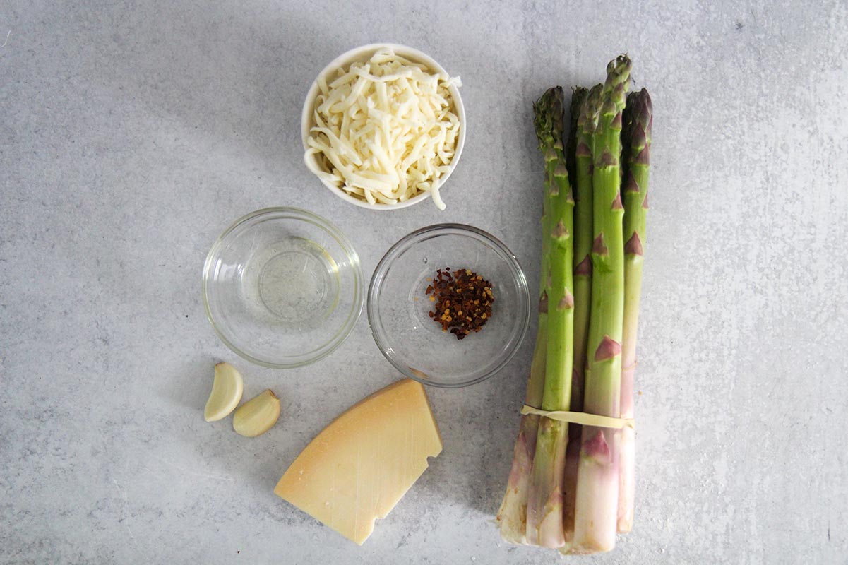 ingredients for cheesy garlic asparagus 