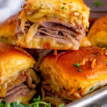 French dip sliders up close.
