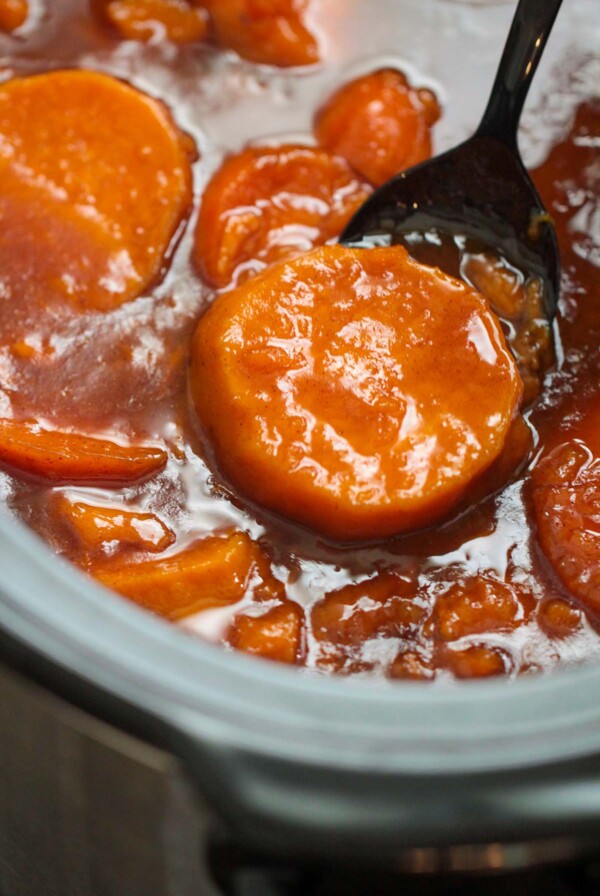 slow cooker candied yams up close.