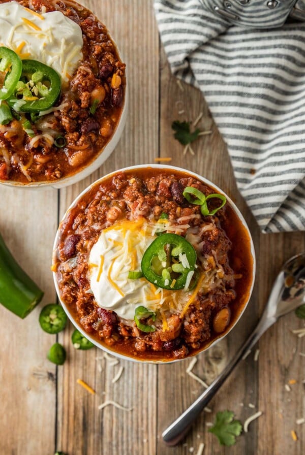 Crockpot chili in two small bowls.