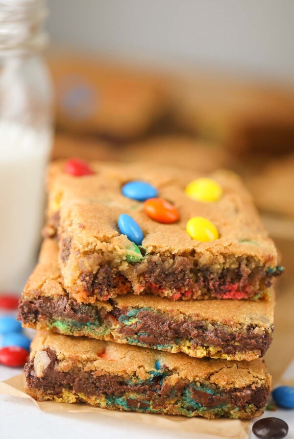 Three M&Ms chocolate chip cookie bars up close.