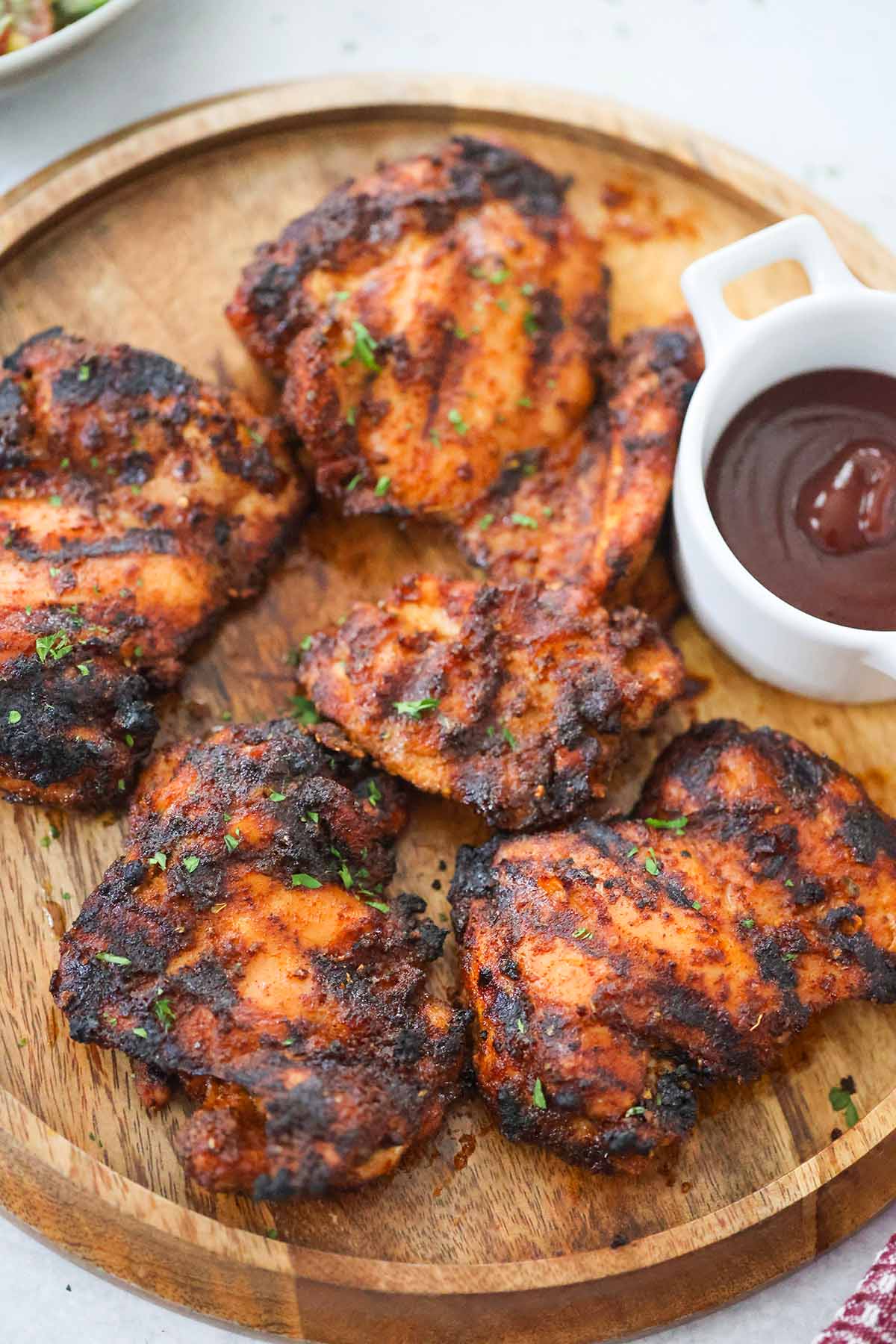 grilled chicken thighs up close. 