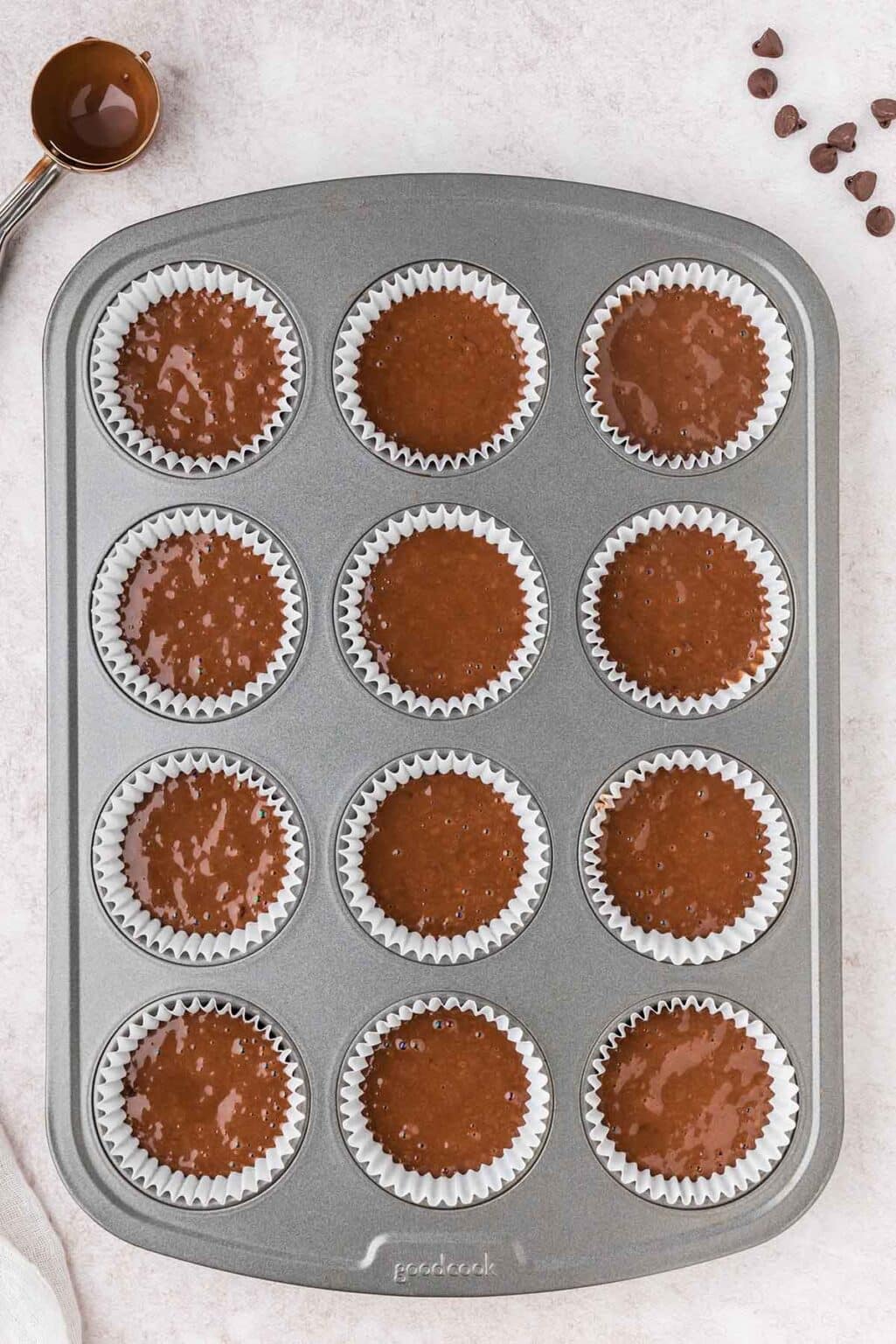 Rich Chocolate Cupcakes (Super Moist) Cooked by Julie