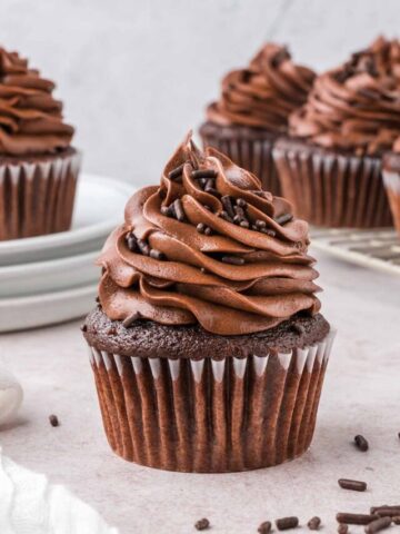 cropped-chocolate-cupcakes-four.jpg