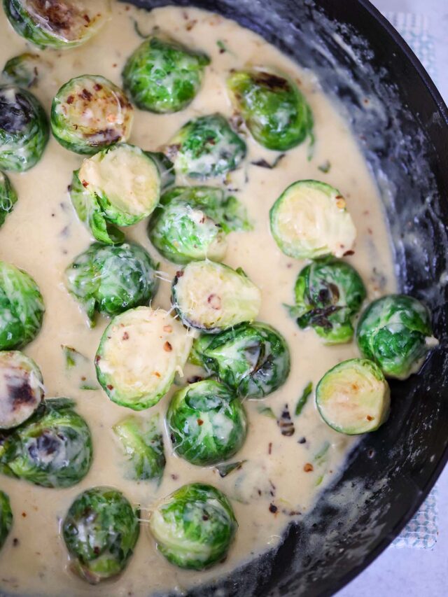 Creamy Garlic Brussels Sprouts Cooked by Julie
