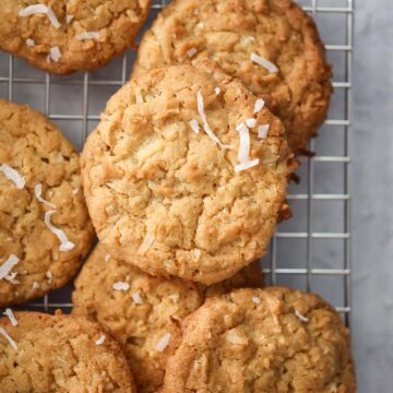 coconut cookies on a wire rack.