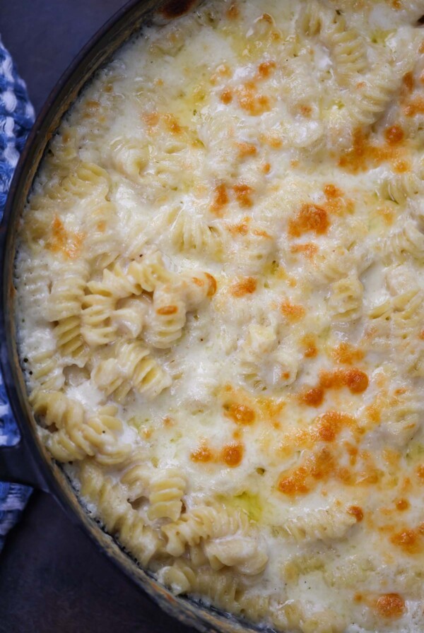 baked white cheddar mac and cheese up close.