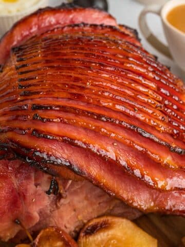 apple cider glazed ham up close.