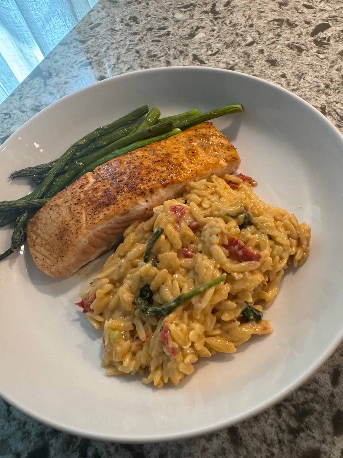 Orzo with salmon and asparagus. 